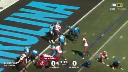 Touchdown Buccaneers: Bucky Irving anota por vía terrestre
