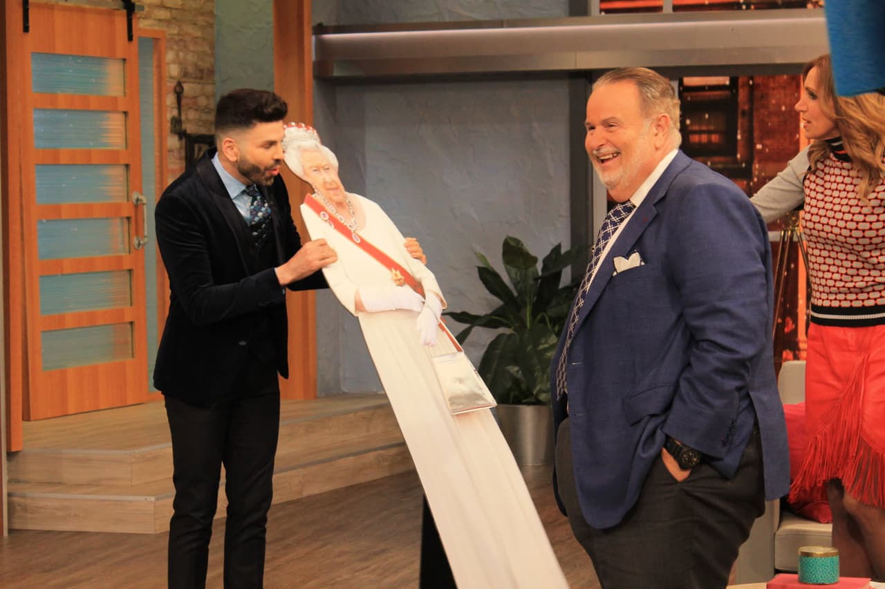 Raúl no podía de la risa, sin duda todos recordaremos a la acompañante de Jomari.