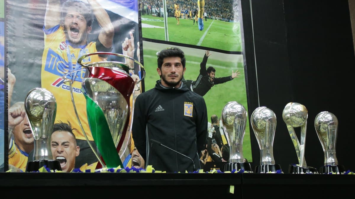 Oficial: Damián Álvarez se despidió como futbolista profesional