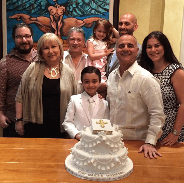 Cristina Saralegui tiene varios años fuera de la televisión, pero sigue cerca de sus seguidores compartiendo su etapa como madre y abuela.