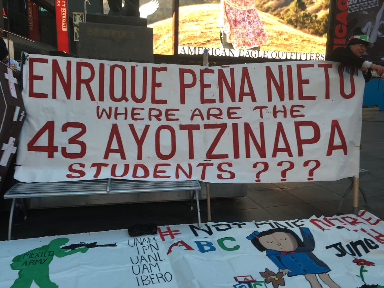 La lucha por Ayotzinapa también sirvió para pedir justicia por otros casos de impunidad, como el de la Guarderia ABC.