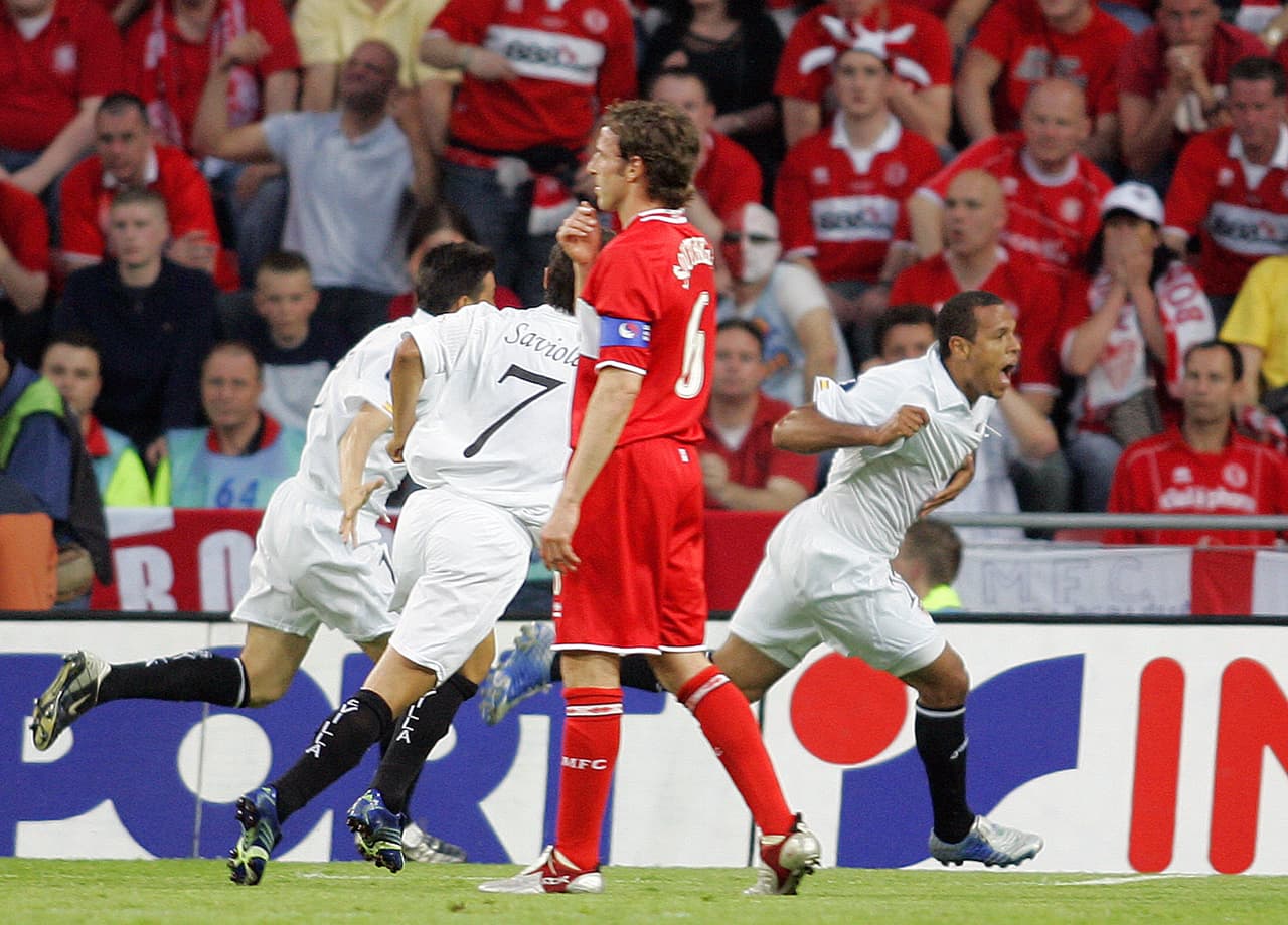 Eindhoven fue testigo de la paliza en la final en contra del Middlesbrough de Inglaterra con un marcador de 4-0.