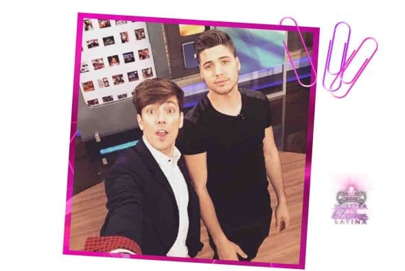 Roger comenzó a los 11 años de edad su carrera dentro de los medios. Durante una década Roger González fue estrella para Disney Channel. Roger es uno de los artistas juveniles más influyentes y queridos en toda América Latina. Actualmente es protagonista del musical “Hoy No Me Puedo Levantar”. Cuenta con más de 1 millón de seguidores en redes sociales. Roger llega a la novena temporada de Nuestra Belleza Latina para traerte todo lo que está pasando en redes sociales. ¡Conócelo!