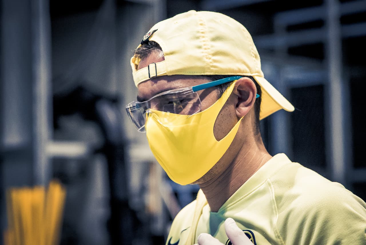 Guillermo Ochoa y Leonardo Suárez, entre otros jugadores de la plantilla americanista, se presentaron en ‘el nido de Coapa’ para someterse a pruebas médicas que descarten la probabilidad de ser portadores de COVID-19.