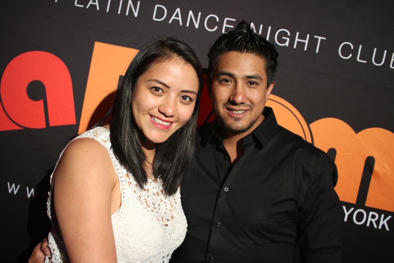 <b>Salome Granja, 28, y Julio Arboleda, 32, de Williamsburg, NY.</b>
<br>
<br>¿
<b>Qué es el trap?</b> No sé, nunca lo hemos escuchado venimos a conocer. Nos recomendaron que es muy bueno. Y planeamos divertirnos mucho.
<br>