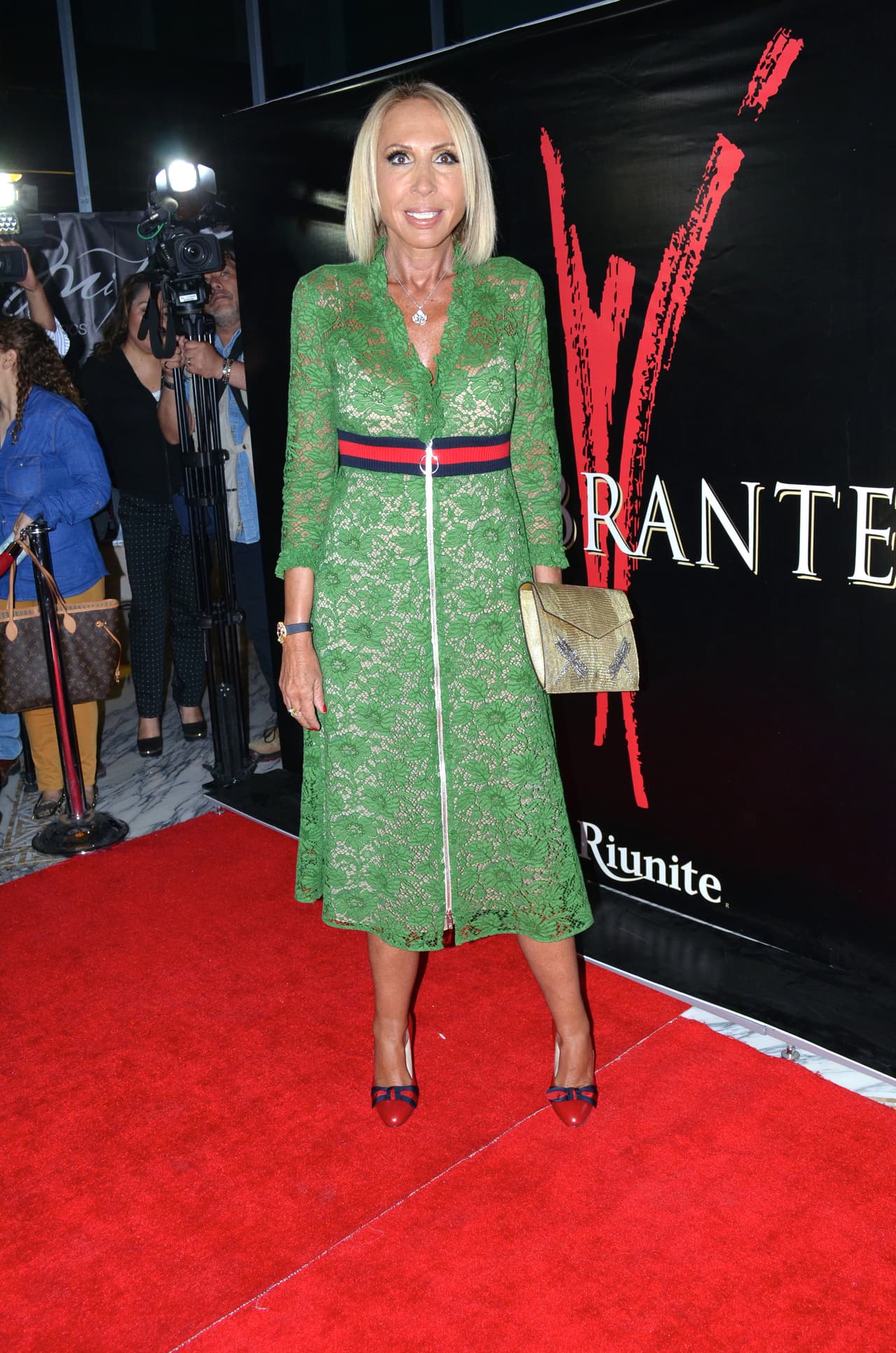 "El único desgaste emocional es cuando siento que no estoy cumpliendo con los objetivos que Dios me dio en la vida", aseguró cuando se le cuestionó sobre su actual estado emocional ante las polémicas y problemas legales que enfrenta. 
<br>