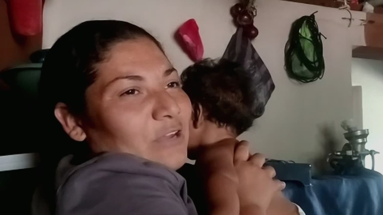 Madre hondureña deportada dejó a sus hijas al cuidado de un pastor y su esposa
