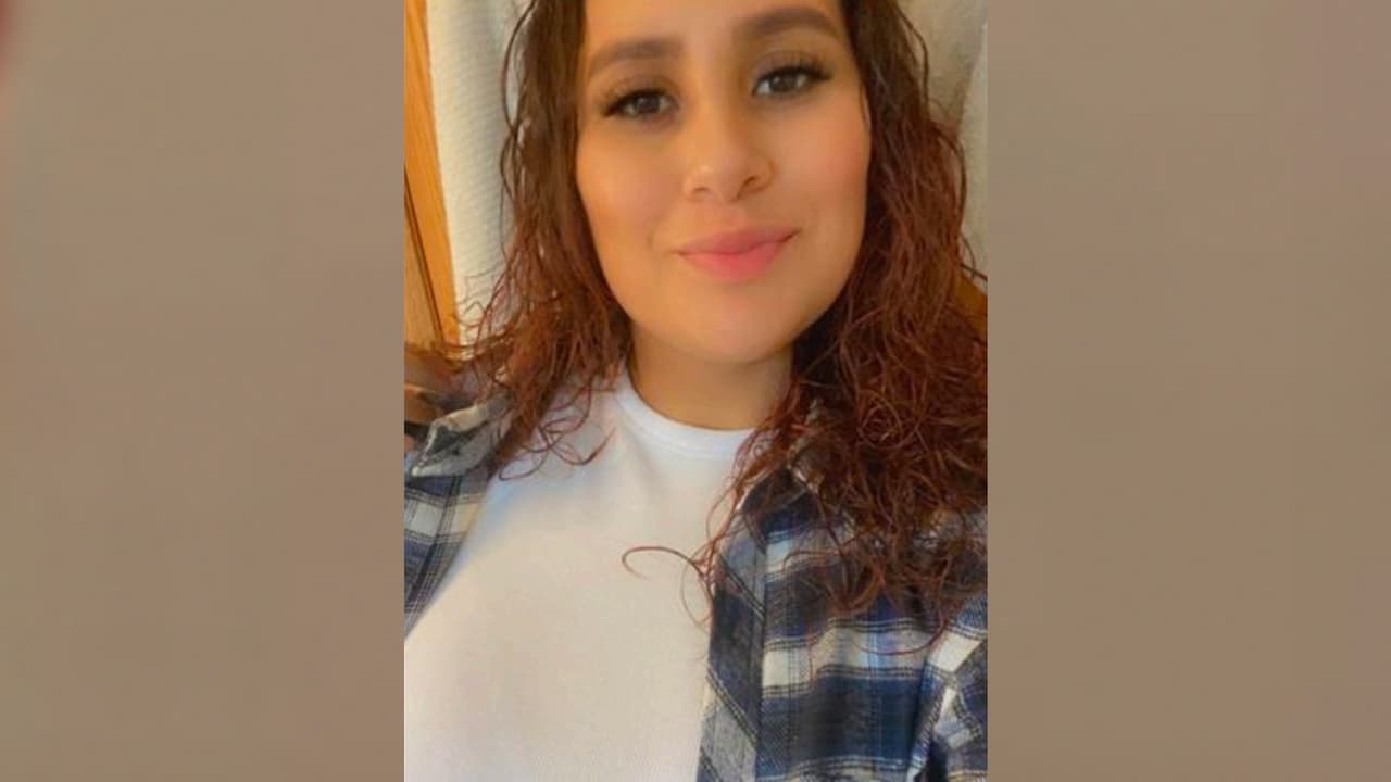 Autoridades piden ayuda para localizar a madre hispana desaparecida con su bebé de 2 meses 
