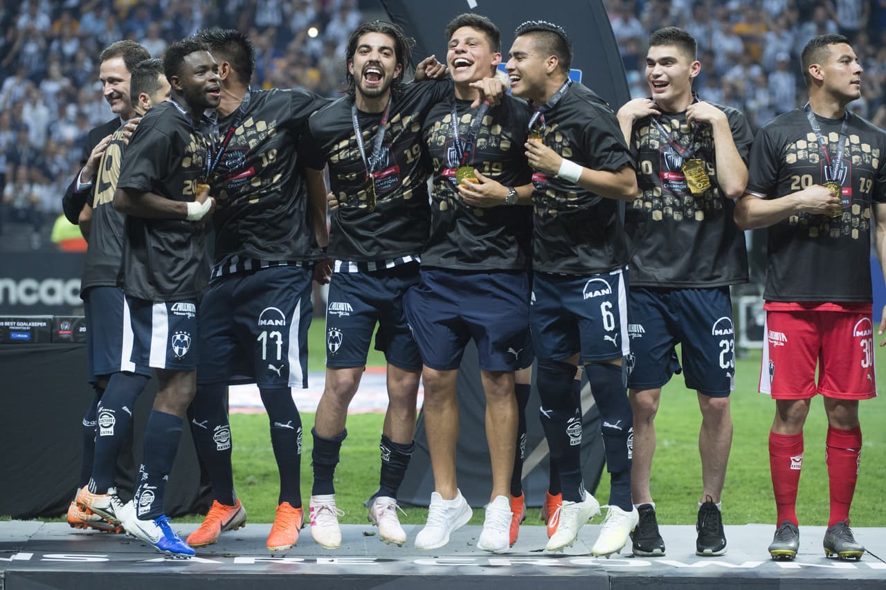 Así se vivieron los festejos de los Rayados del Monterrey tras imponerse en la Final de la Liga Campeones a los Tigres de la UANL en el Estadio BBVA.