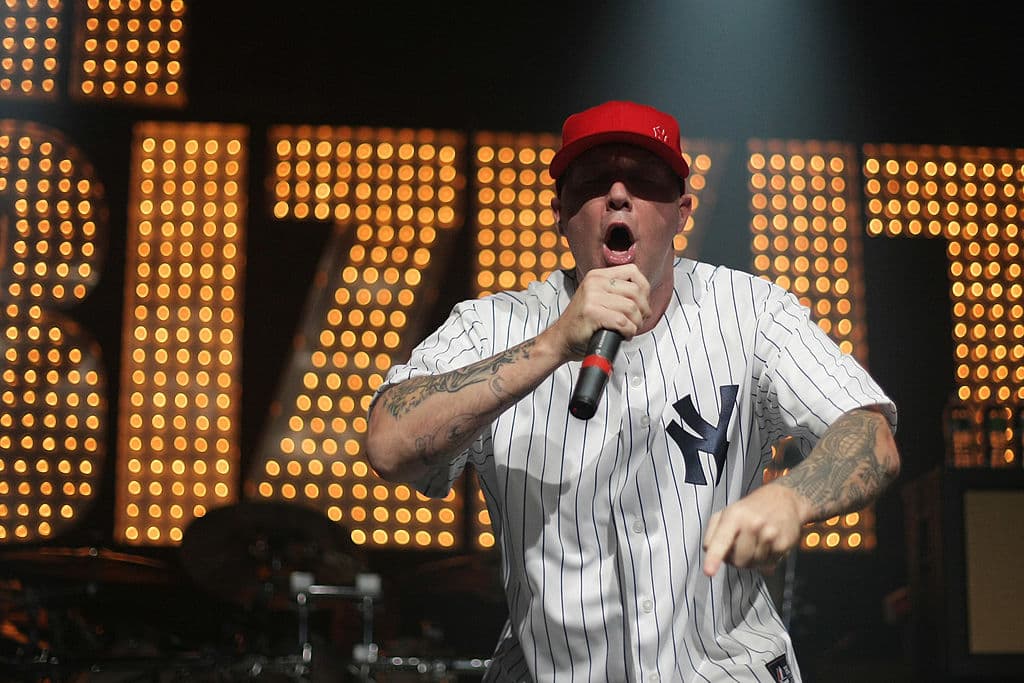 Fred Durst, vocalista de Limp Bizkit sirvió dos años en la Marina de Estados Unidos.