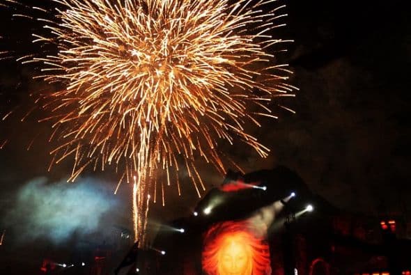 Chattahoochee Hills, en Atlanta, fue el escenario para el festival de música electrónica TomorrowWorld, durante tres días consecutivos miles de jóvenes de todo el mundo disfrutaron de Dj´s de talla internacional, en medio de una explosión de música y color. (Imágenes de Twitter)