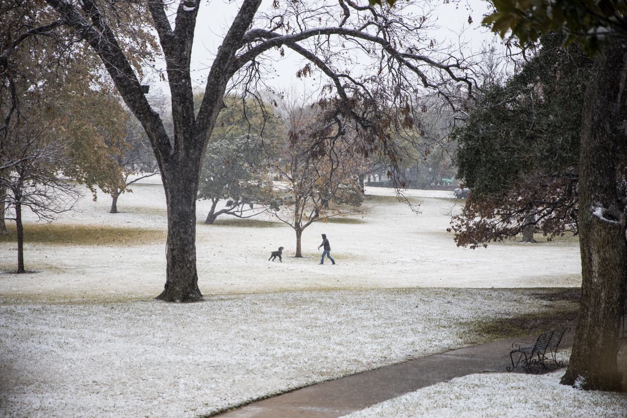 Al menos 37,000 personas quedaron sin energía eléctrica tras el paso de la tormenta invernal en Austin