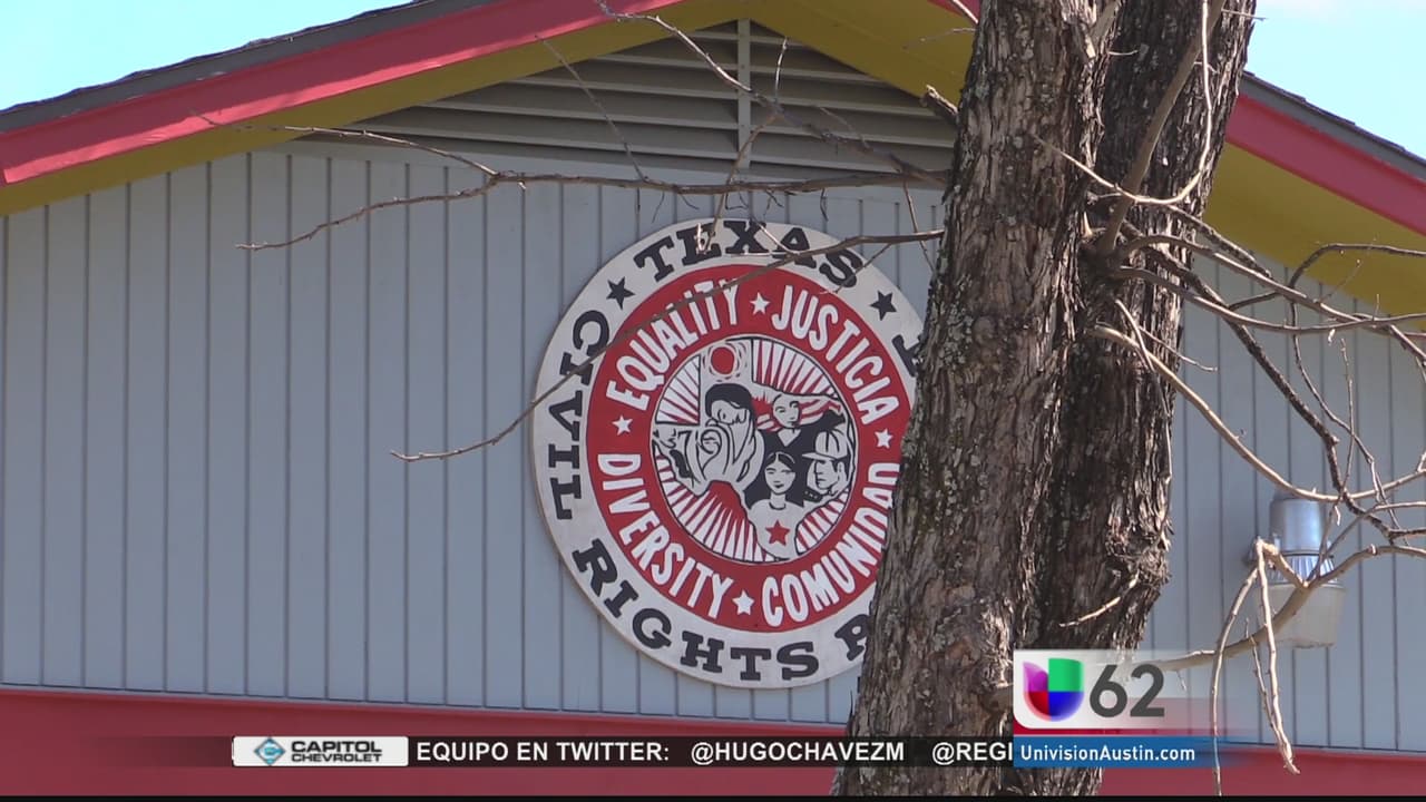 Un policía en Texas es acusado de acuchillar a su esposa durante una noche romántica