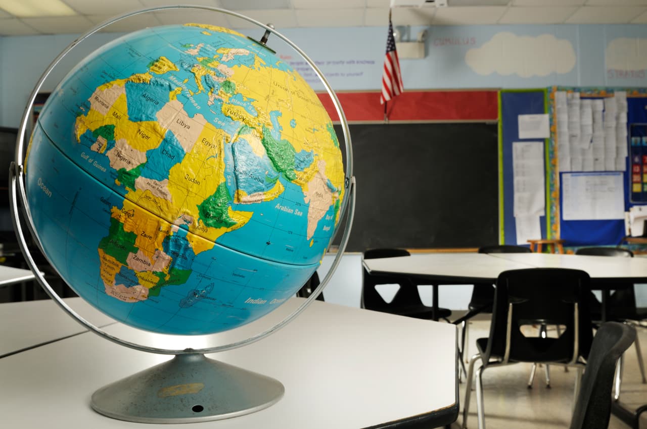 Esta profesora hispana usa episodios oscuros de la historia de EEUU para enseñar a sus alumnos a cambiar el mundo