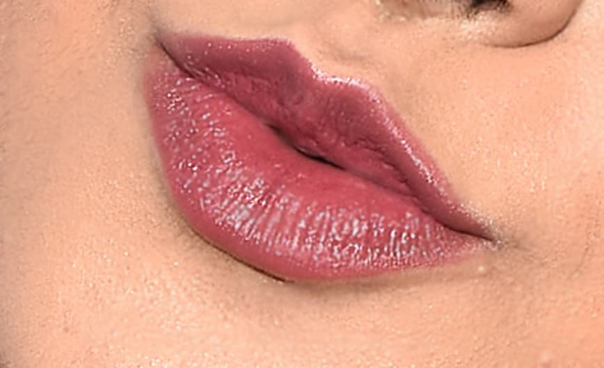 Un beso de esta chica es de lo mejor, su boquita es linda y además canta espectacular.