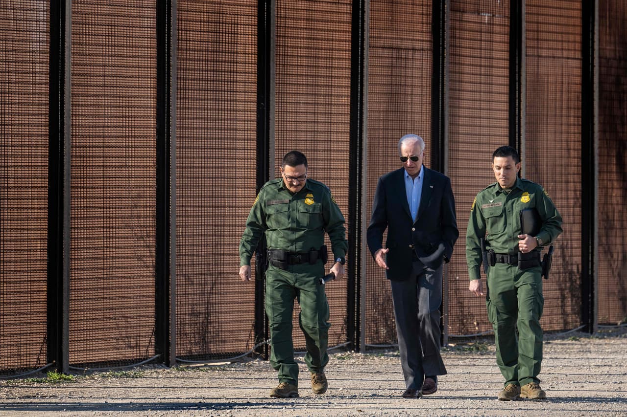 La Sección 212(f), una controversial herramienta que Biden revisa para cerrar la frontera sur