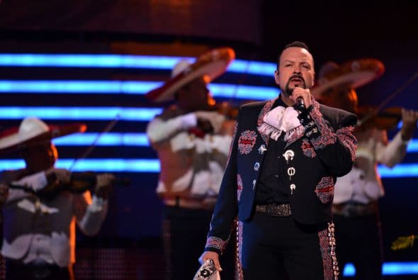Pepe Aguilar volvió espectacular a Premio Lo Nuestro.