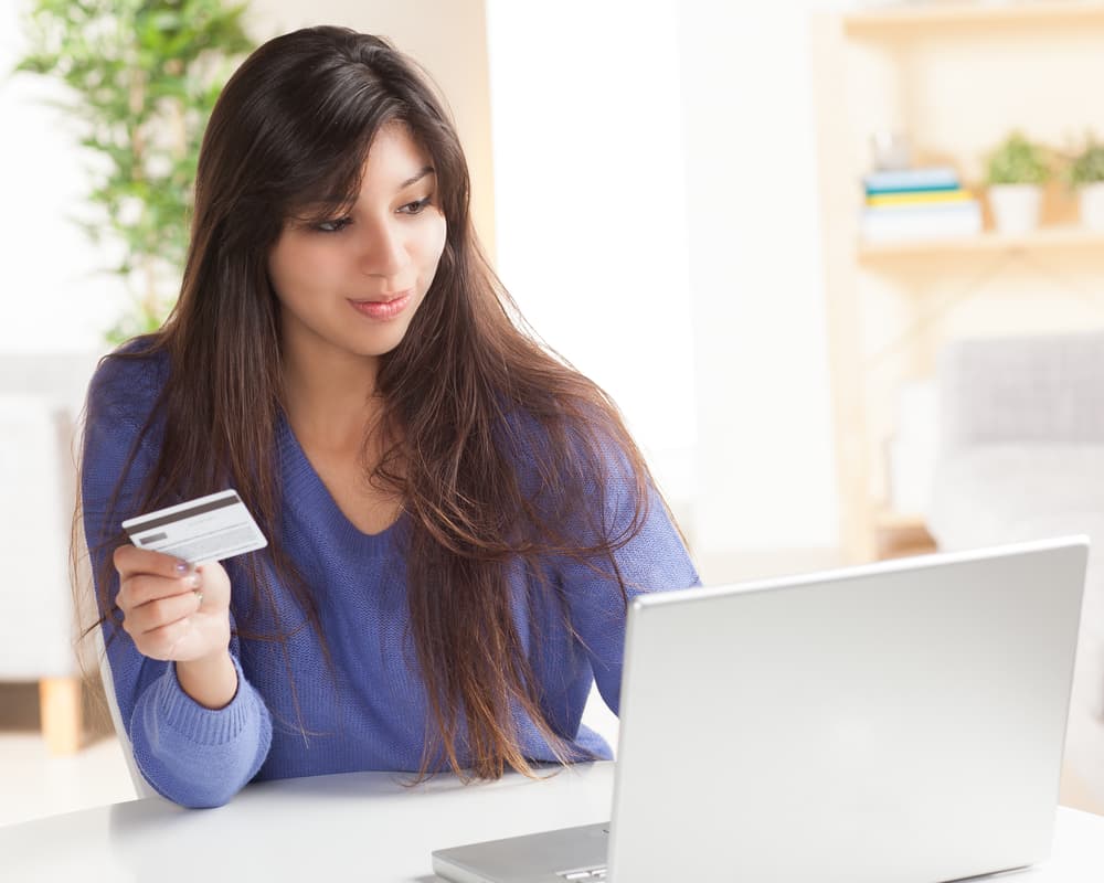 El único error que podría cometer Capricornio es recortar tanto su presupuesto por querer controlar sus gastos que se olvida de darse sus gustos. Deben confiar en que si sueltan el 'tarjetazo' de vez en cuando no pasará nada ni se les caerá el mundo encima.