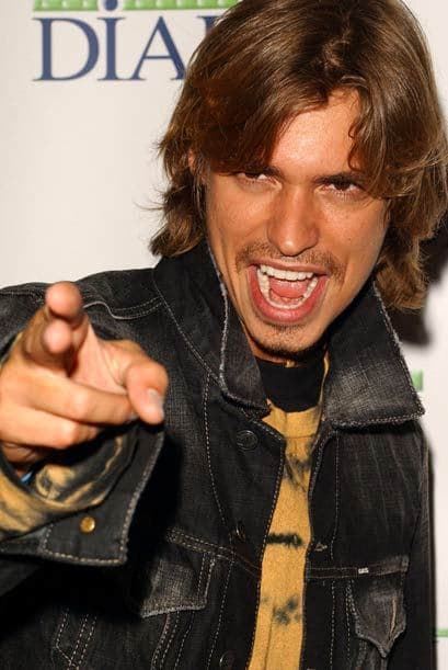 Fernando Osuna, quien lleva a cabo la demanda en España a nombre del hijo de Carlos Baute, dijo que el cantante tiene 10 días para presentar una defensa. 
<br>