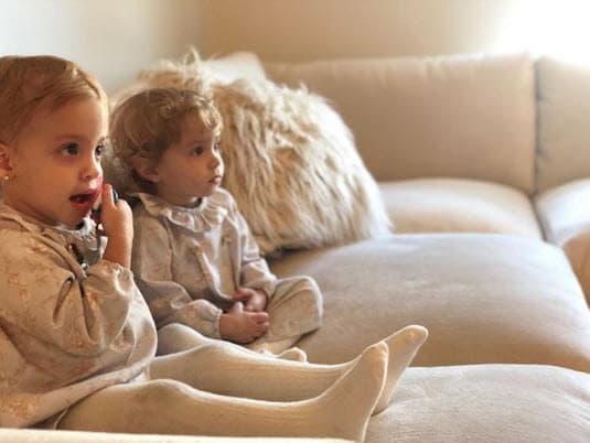 Seguramente pronto podremos ver a Azzul y Olivia en compañía de su nuevo hermanito.