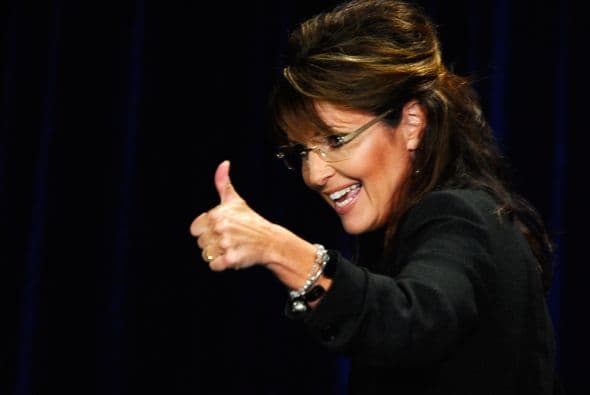 "Tiene algo que hoy casi nadie en este país posee: puede desencadenar un debate nacional con un simple tweet", dijo a la AFP Michael Franc, vicepresidente del centro de análisis conservador Heritage Foundation, con referencia a los frecuentes mensajes de Palin denunciando las políticas de Obama en las redes sociales Twitter o Facebook.