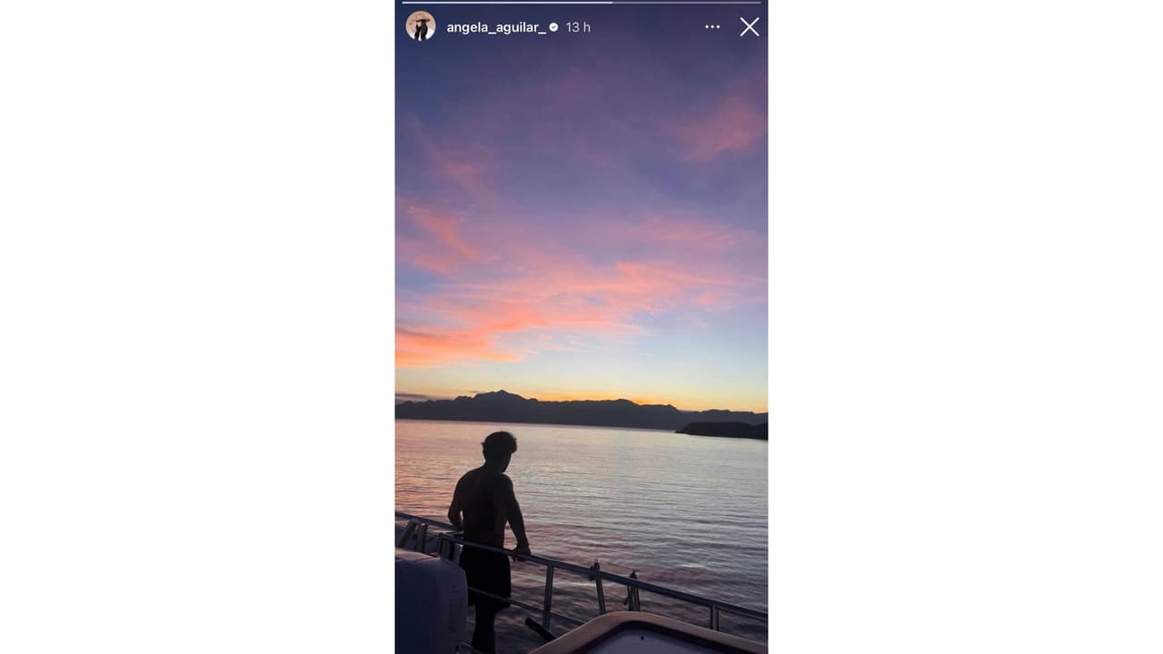 Esta es la foto que Ángela Aguilar compartió en sus redes.