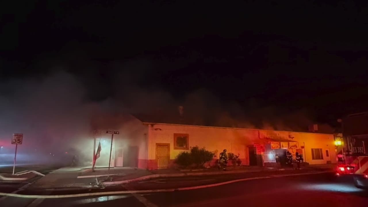 “Le pedí a Dios salir adelante”: Mujer latina pierde su restaurante salvadoreño tras un incendio en Pixley