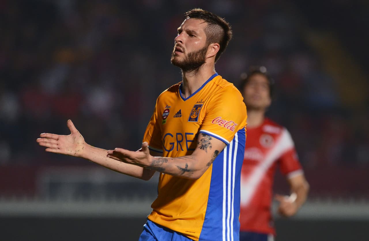 Luego de la derrota de Veracruz a manos de Tigres por 3-0 en el inicio de la jornada 7 de la Liga MX, se desató la violencia en la tribuna del Luis 'Pirata' de la Fuente.