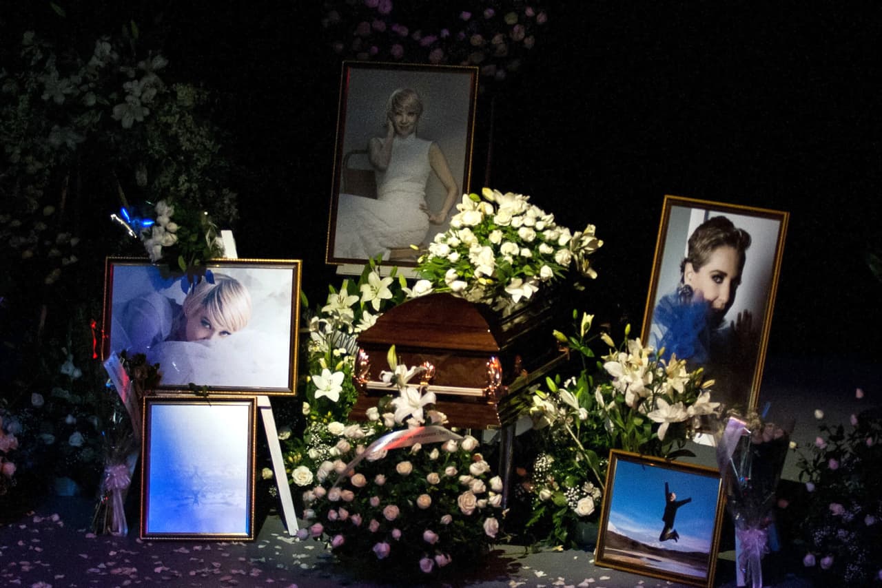 La muerte de la actriz dejó abiertas muchas incógnitas sobre su vida privada en ese entonces: ¿quién se haría cargo de Constanza?, su hija menor de edad.