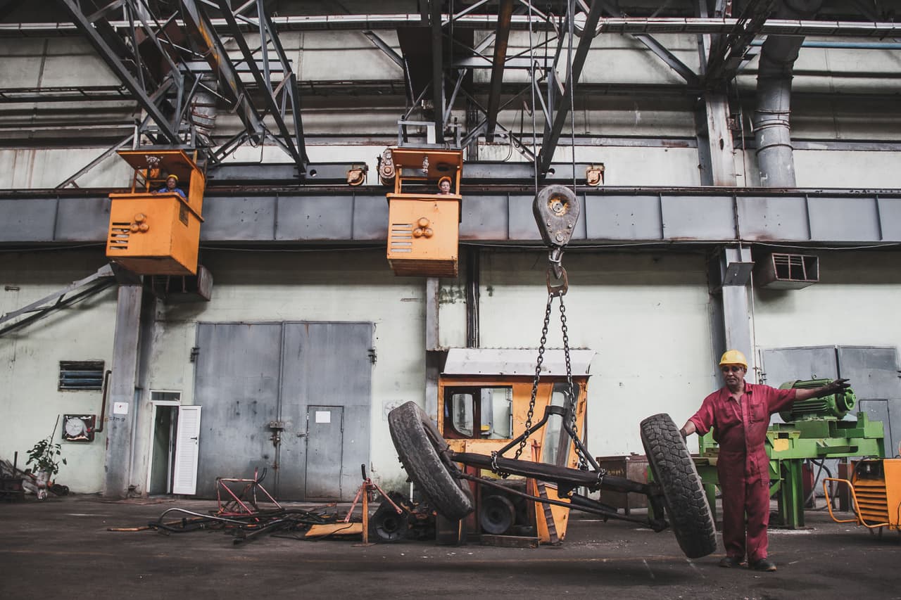 Moa es considerado como uno de los lugares más contaminados, con mayor presencia de enfermedades y peor calidad de vida de la isla.