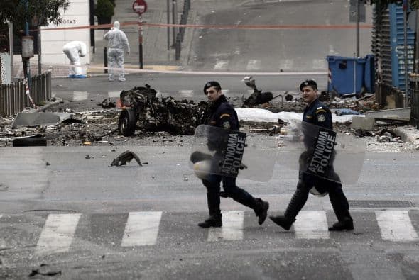 "El aparente objetivo de los autores es cambiar el orden del día. No permitiremos que los terroristas logren su objetivo", dijo el portavoz del Gobierno, Simos Kedikoglu.