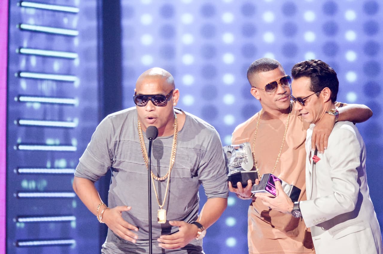 Gente de Zona y Marc Anthony recibieron el #PremioJuventud a 'La Combinación Perfecta'.
