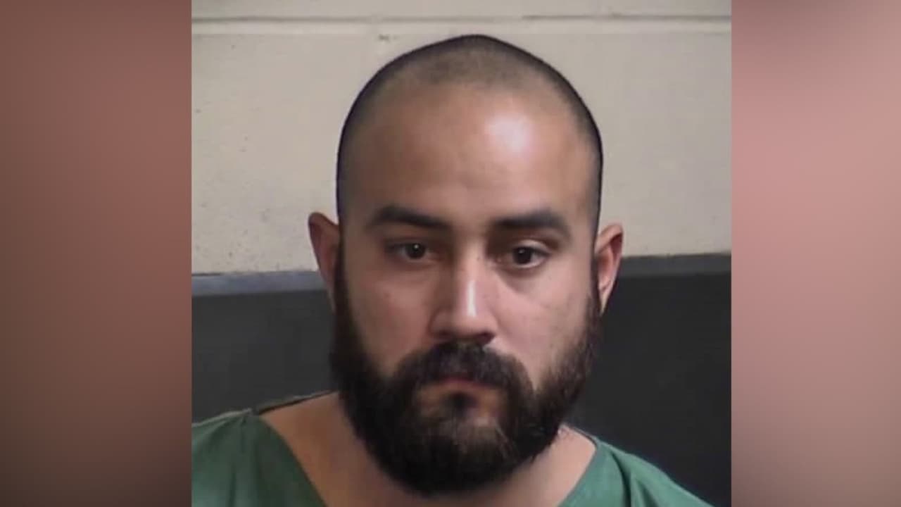 Agente de ICE se declara inocente tras ser acusado de agredir a un adulto mayor en Fresno