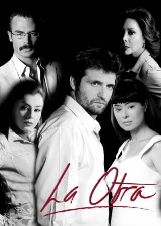 <b>‘La otra’,</b> fue una historia mexicana llevada a la pantalla por Ernesto Alonso, con el relato original de Liliana Abud. Se estrenó un 20 de mayo de 2002 y finalizó el 20 de septiembre del mismo año. El personaje principal lo tuvo Yadhira Carrillo, quien hizo un doble papel, y Juan Soler.