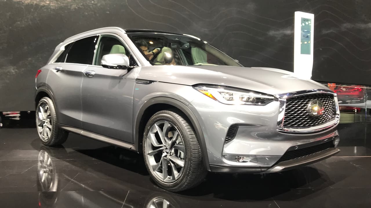 <h3 class="cms-h3-H3">SUVs y crossovers.</h3>
<br>
<br>Aunque la 
<b><a href="https://www.univision.com/noticias/infiniti/infiniti-qx50-2019-el-primer-coche-con-motor-de-compresion-variable-fotos" target="_blank">QX50</a></b> debutó en el 
<b>Autos Show de los Ángeles 2017</b>, Infiniti aprovechó la cita de Detroit para anunciar sus precios, los cuales oscilarán entre 36,550 y 45,150 dólares, todos equipados con el mismo cuatro cilindros turbo de 2.0 litros y compresión variable. Las primeras QX50 en desembarcar en estados Unidos desde Aguascalientes, México, llegarán a los de la marca el próximo otoño.