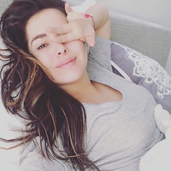 Sin dudas
<b><a href="http://www.univision.com/temas/danna-garcia">Danna García</a></b> es una de las actrices consentidas por el público y sus fanáticos están a la espera de conocer al hombre que le robó el sueño. ¿Te gustaría saber más de este apuesto galán?