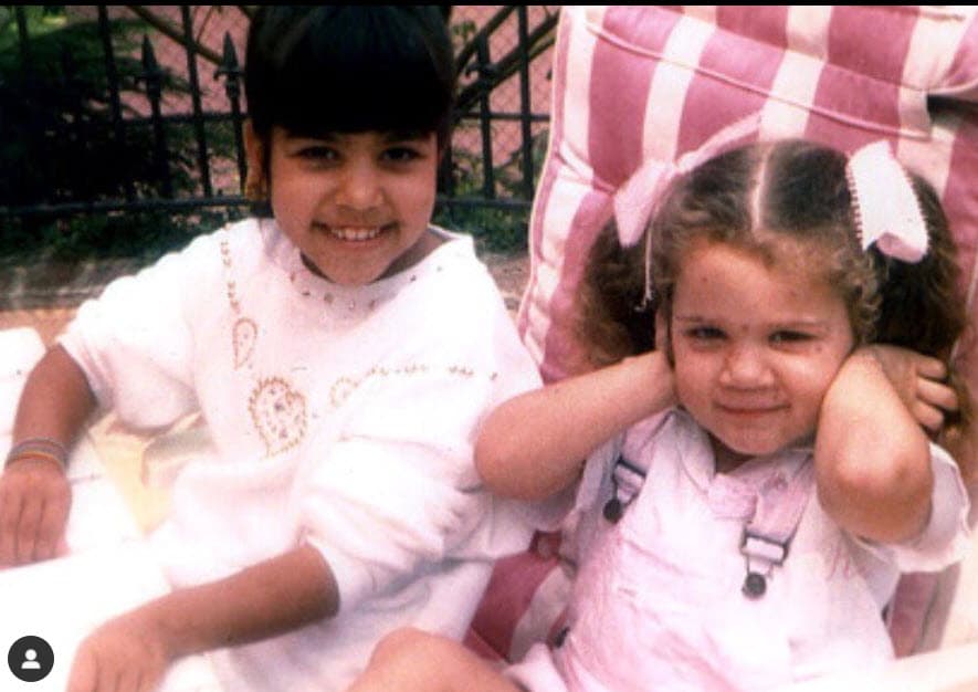 "Cuando estaban seguras de que las dos estábamos dormidas, se escaparon y las atrapamos escabulléndose".