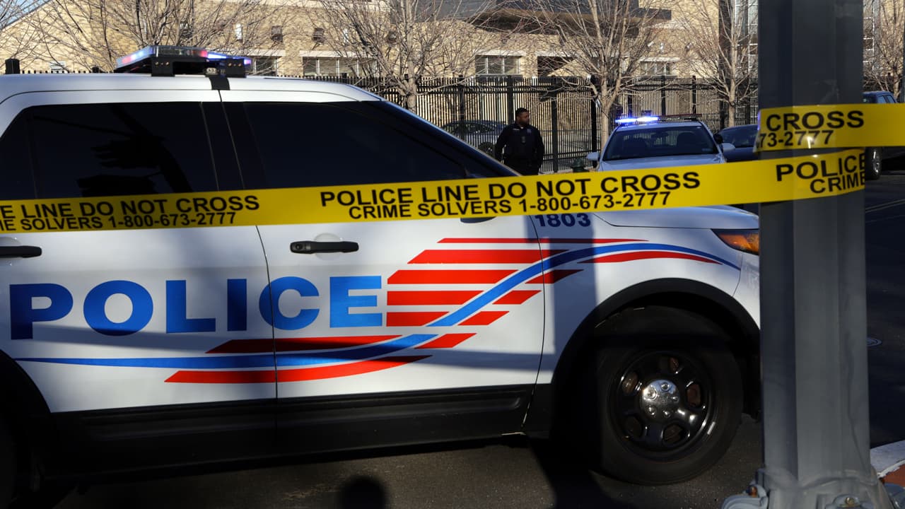 Tiroteo cerca de Nationals Park deja un herido; la Policía busca al sospechoso