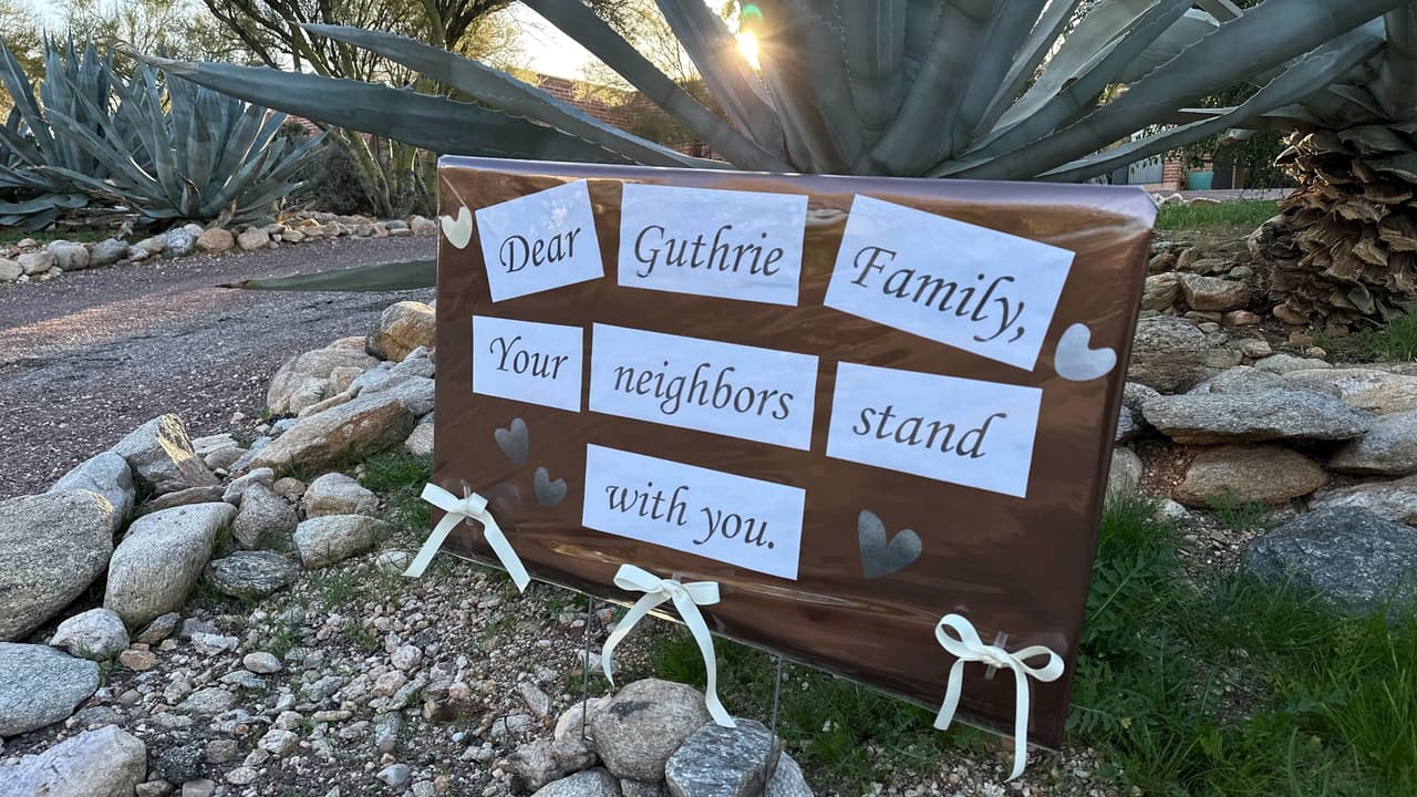 Autoridades vuelven a la casa de madre de Savannah Guthrie que cumple 4 días desaparecida