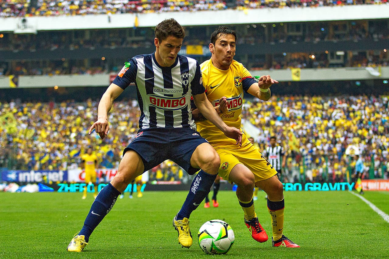 Con Monterrey, Mier disputó de 2010 a 2017 un total de 159 cotejos, ganó un título de liga en el Apertura 2010 y en tres ocasiones se coronó con La Pandilla en la Concacaf Champions League.