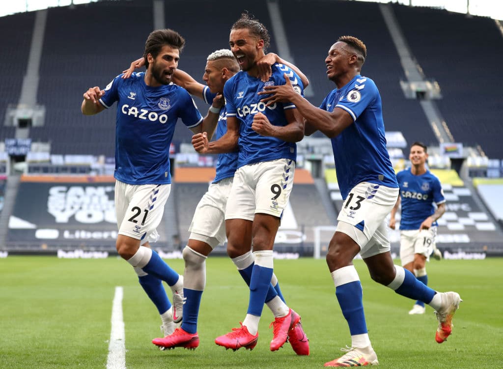 El Everton de Ancelotti gana su primer partido de la Premier League ante Tottenham. James Rodriguez debuta con los azules y se llevan los primeros puntos a casa.