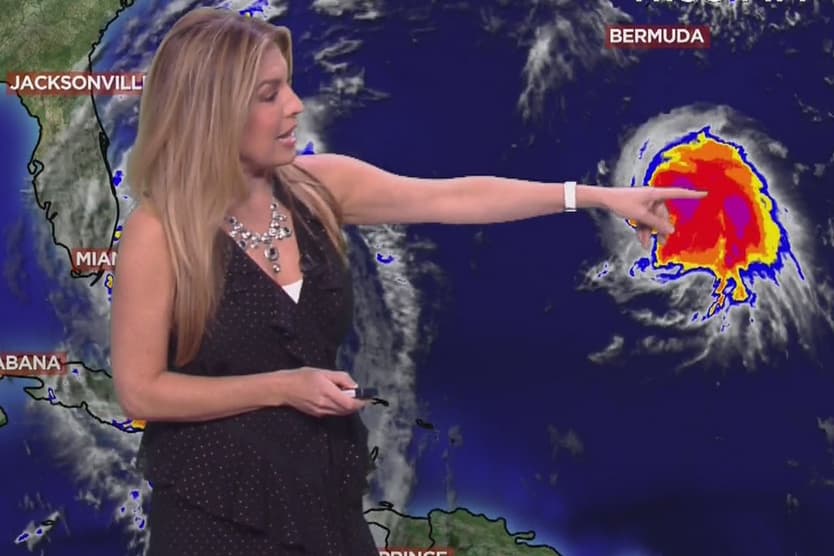 Nicole se convierte en huracán mientras Matthew se acerca a Florida