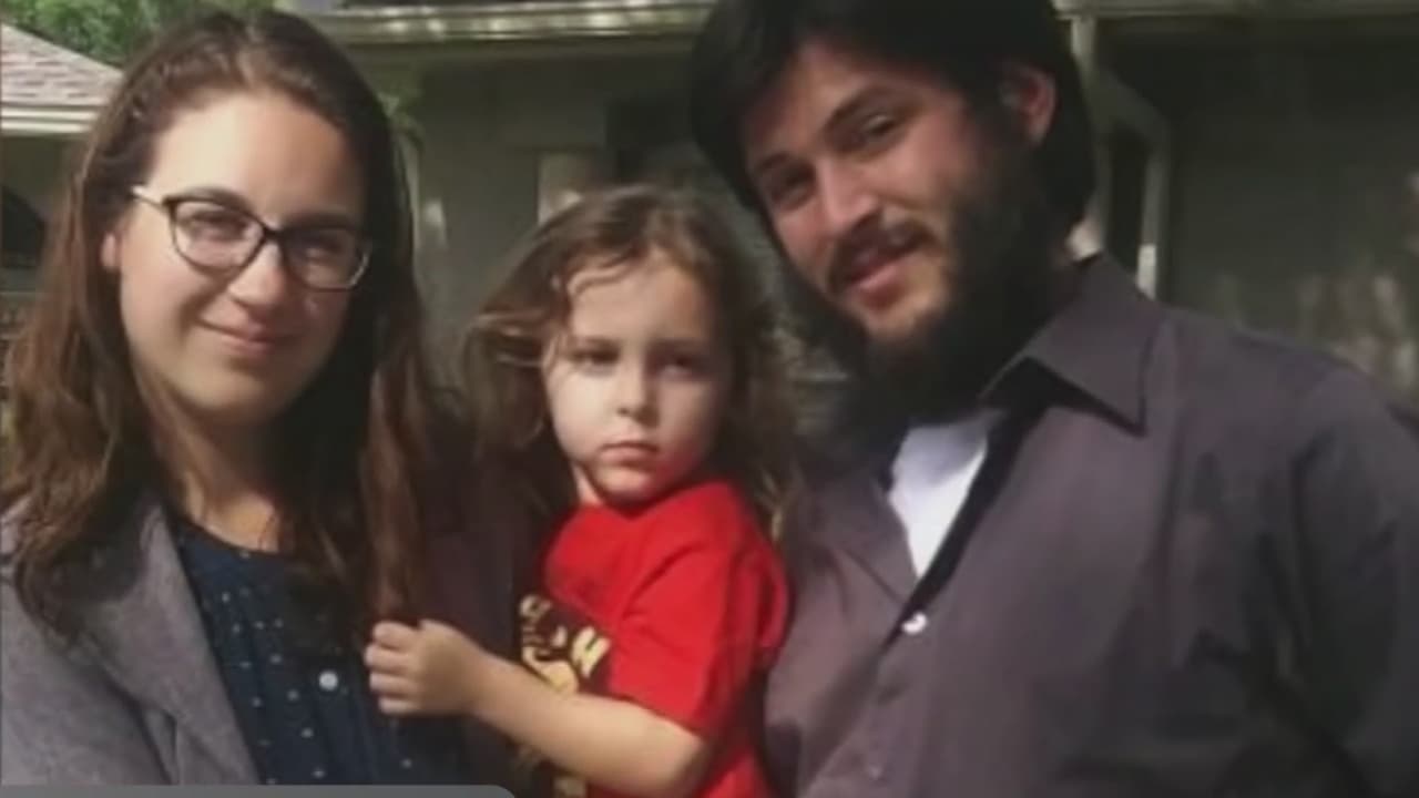 Una pareja pierde la custodia de su hijo tras negarse a que recibiera quimioterapia y utilizar terapias alternativas