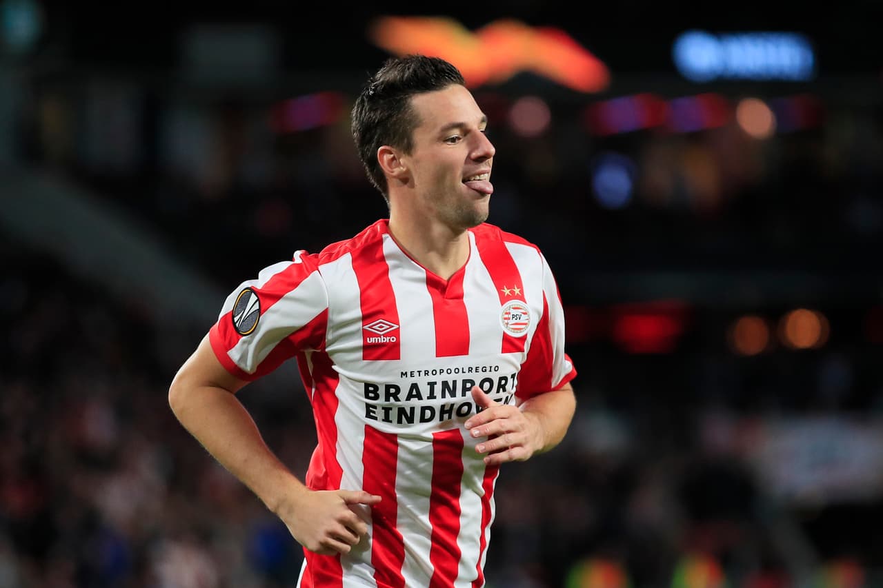 El mexicano Erick Gutiérrez se encuentra lesionado, se espera que tenga participaciones más adelante.