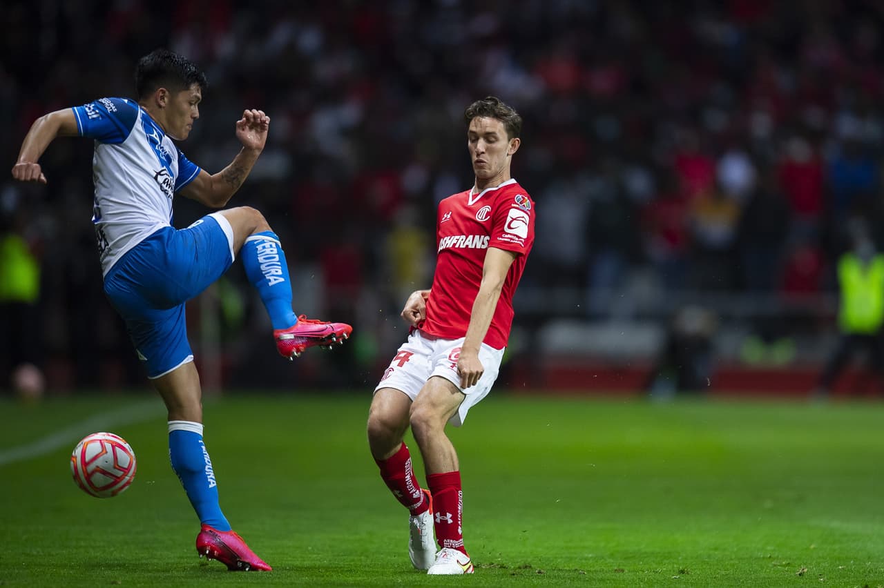 Toluca rescató el empate 1-1 ante Puebla en el Estadio Nemesio Diez en partido adelantado de la Jornada 16.