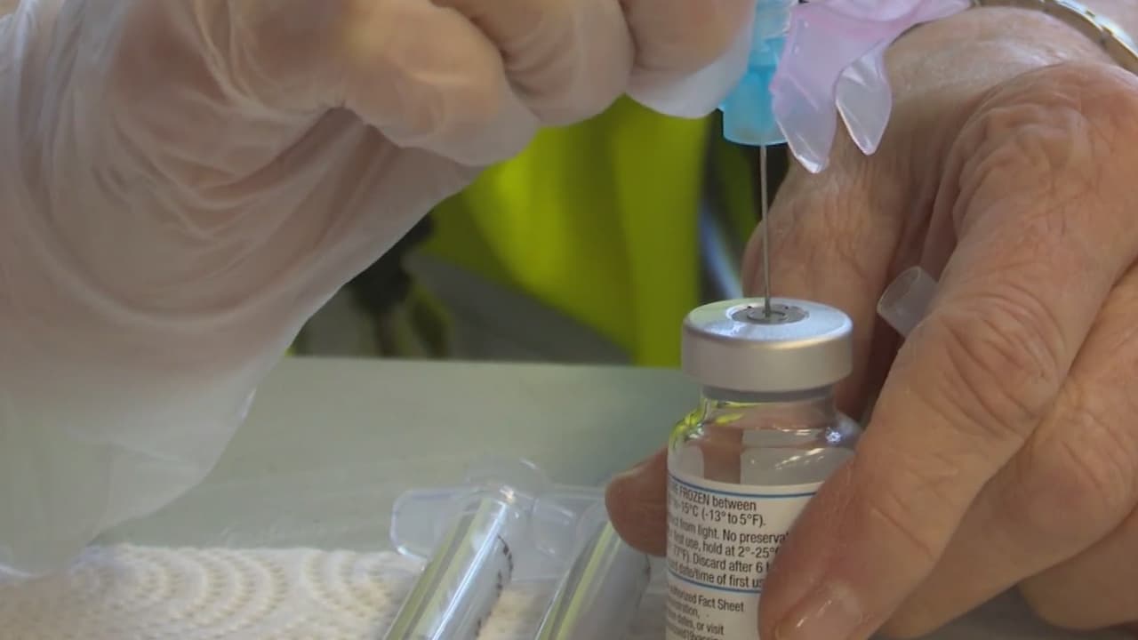 “La vacuna es segura y gratuita”: líderes llaman a la comunidad de San Antonio a recibir la vacuna contra el coronavirus