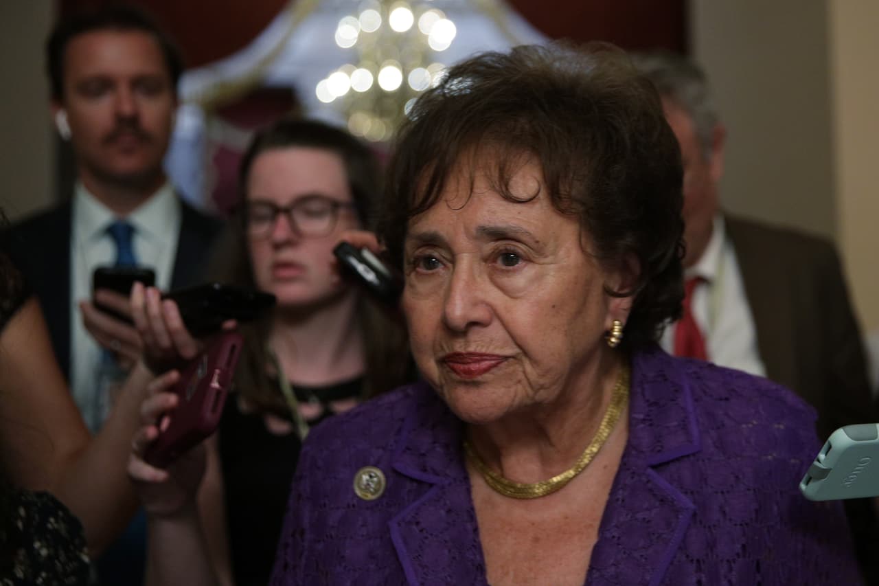 Nita Lowey. La congresista también compartió el tuit del Comité de Apropiaciones de la Cámara de Representantes.