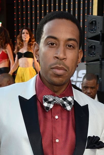 Ludacris started the Ludacris Foundation at the beginning of his music career back in 2001. The aim of the foundation is to inspire the youth through education, memorable experiences and helping the youth help themselves. The focus is what Ludacris calls the "3Ls": Leadership and Education, Living Healthy Lifestyles, and LudaCares.