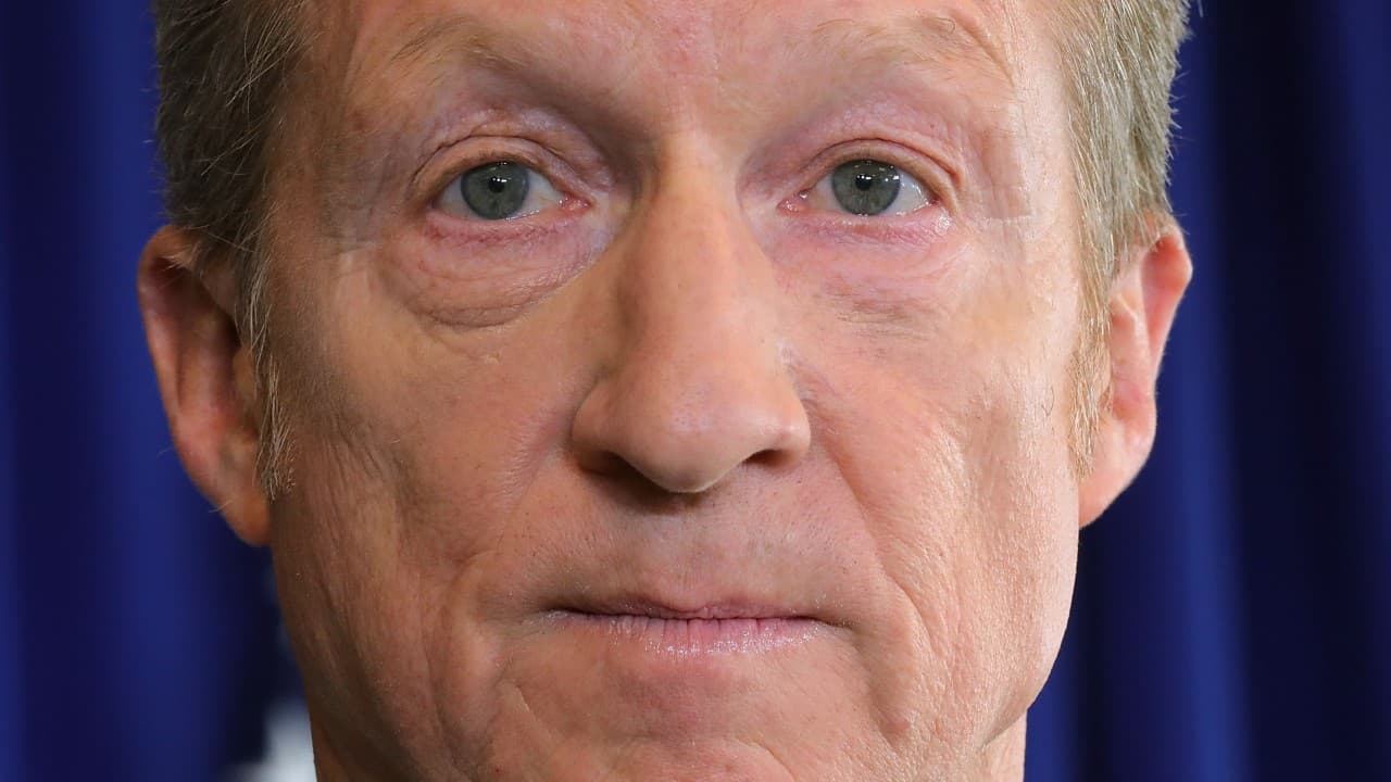 El multimillonario que pide por TV enjuiciar a Trump ahora gastará millones para elegir demócratas en Florida y California