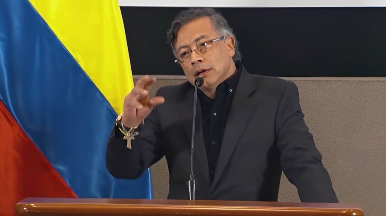 Gustavo Petro alerta sobre bombardeos desde Ecuador y pide la mediación de Donald Trump